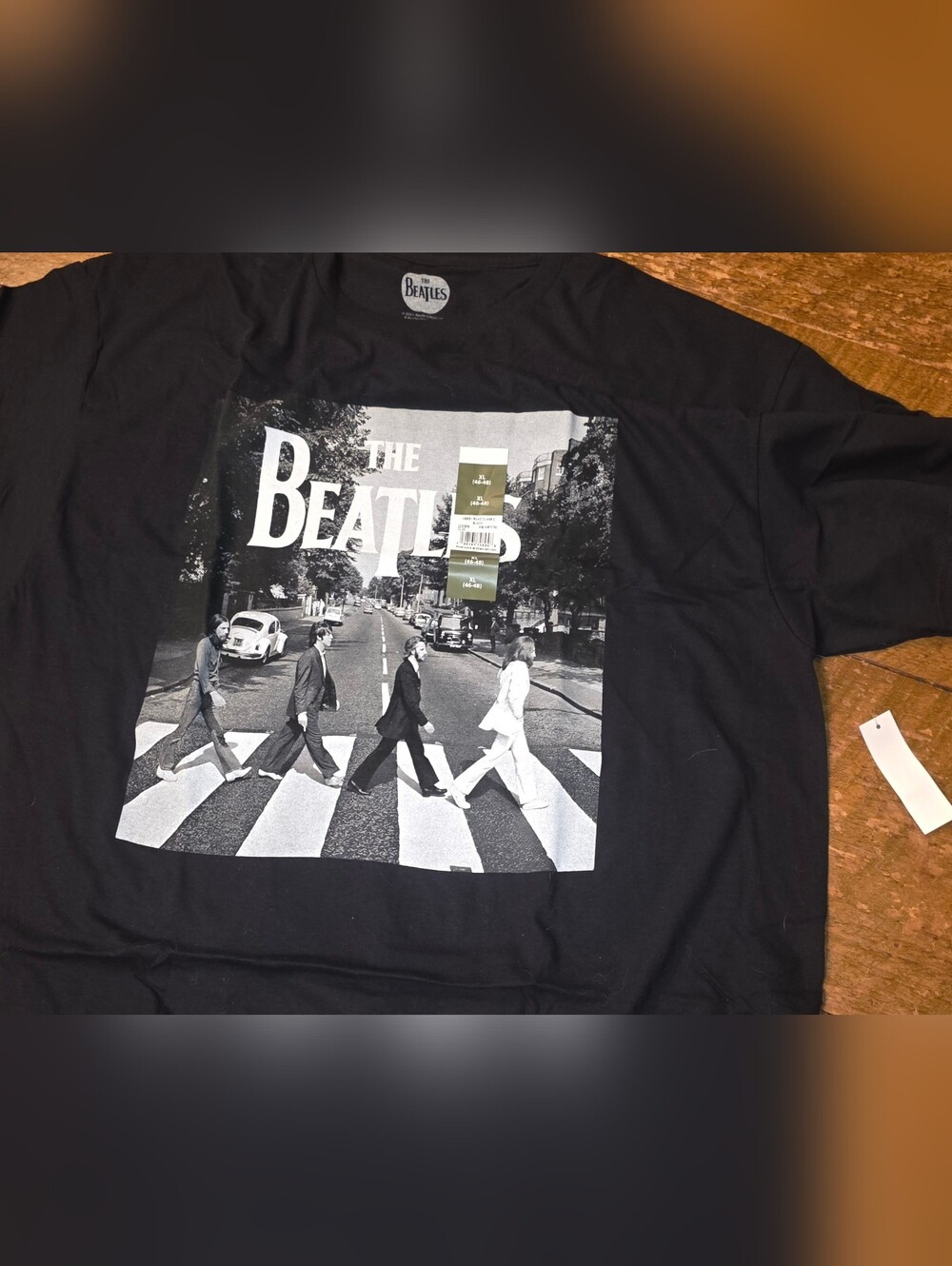 NWT THE BEATLES Abbey Road Black Graphic Tee Shirt Men's XL. Non smoking home. - Picture 5 of 7